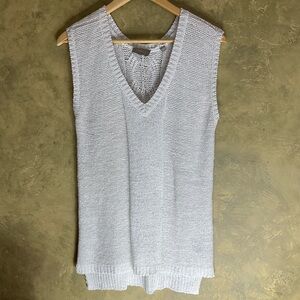 Cyrus V-neck Lightweight Knit Longline Sleeveless Sweater